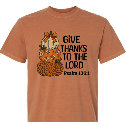 Give Thanks Stacked Pumpkins (Adult)